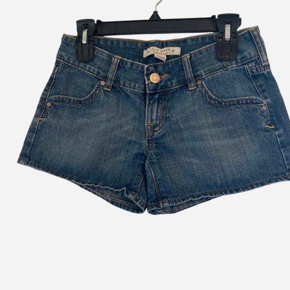 Pre-owned Old Navy Women's Classic Blue Jean Shorts - Picture 2 of 4